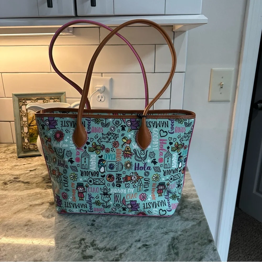 2021 Disney Dooney and Bourke It’s a Small World Tote NWT